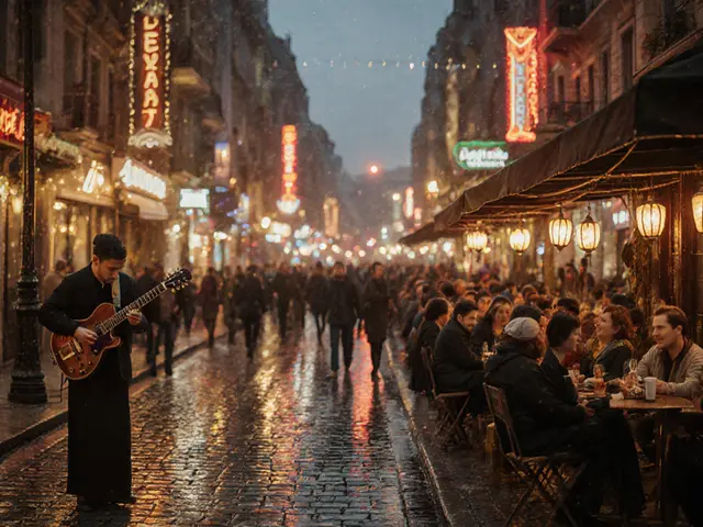 The Insider's Guide to Nightlife in Istanbul: Where to Go and What to Do