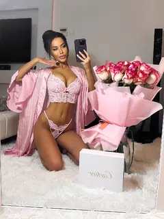 Giorgina escort in Dubai