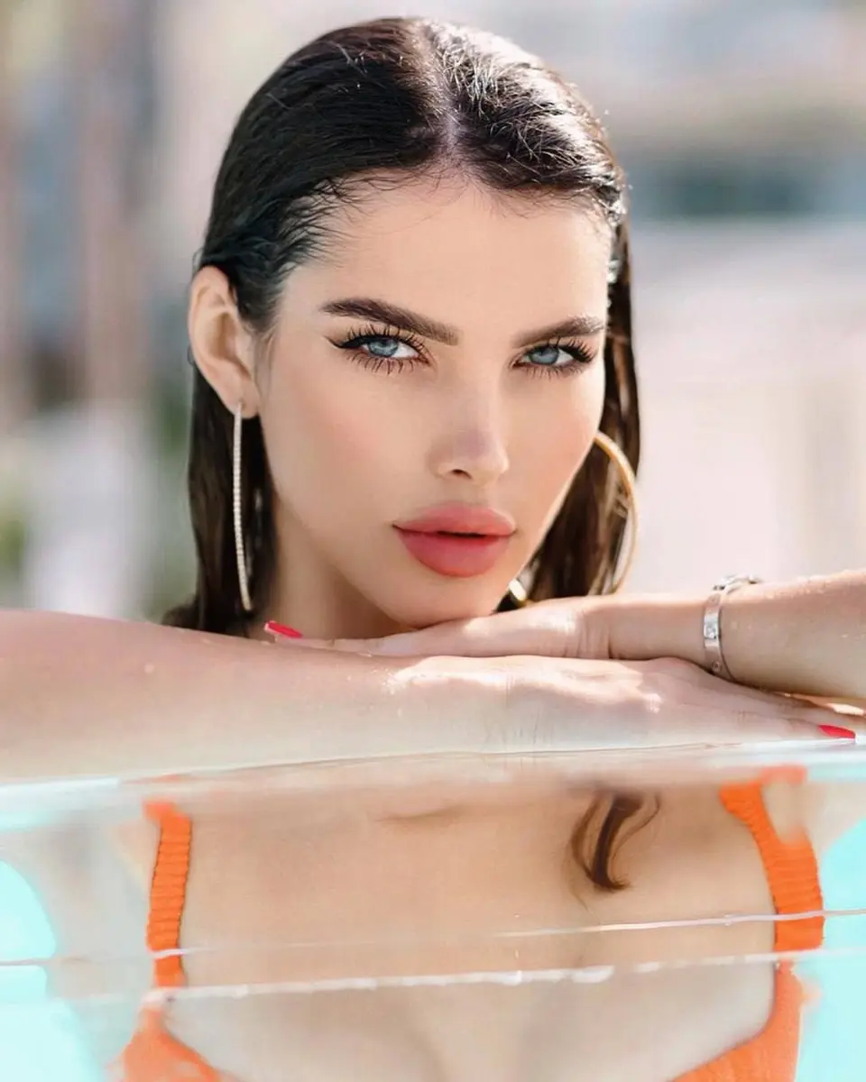 Grace escort in Dubai
