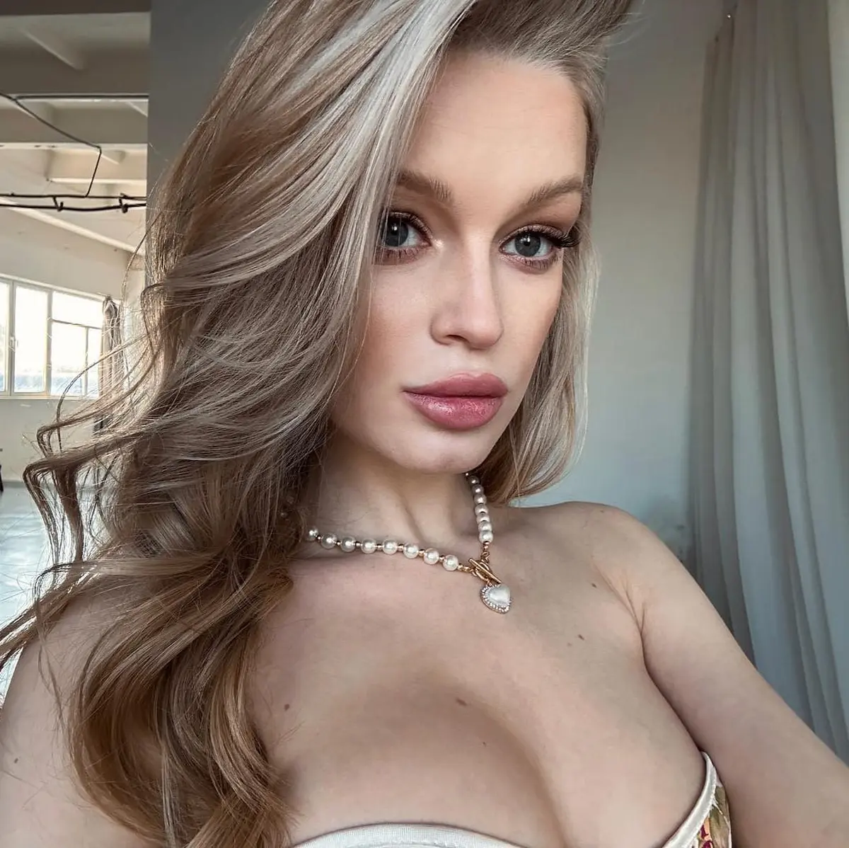 Madeline escort in Dubai