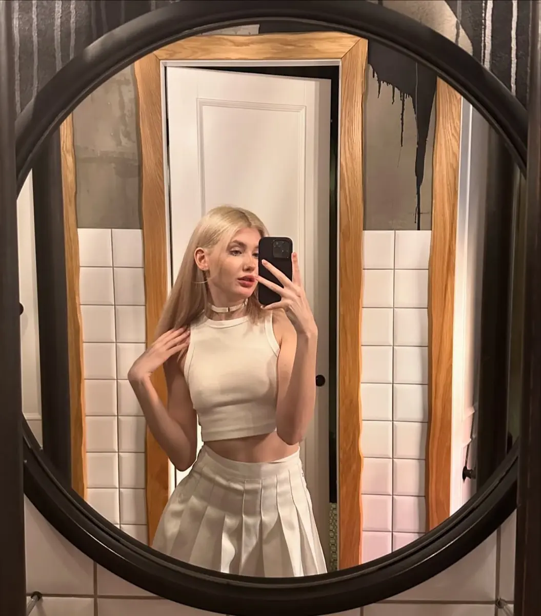 Rosalind escort in Dubai