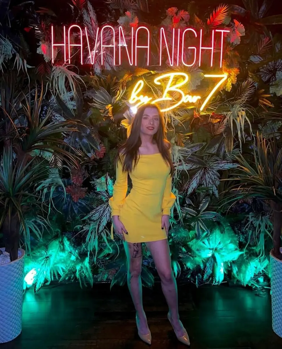 Sophia escort in Dubai