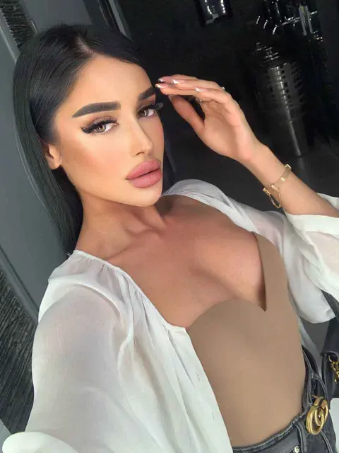 Suzanne