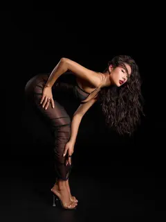 Victoria escort in Dubai